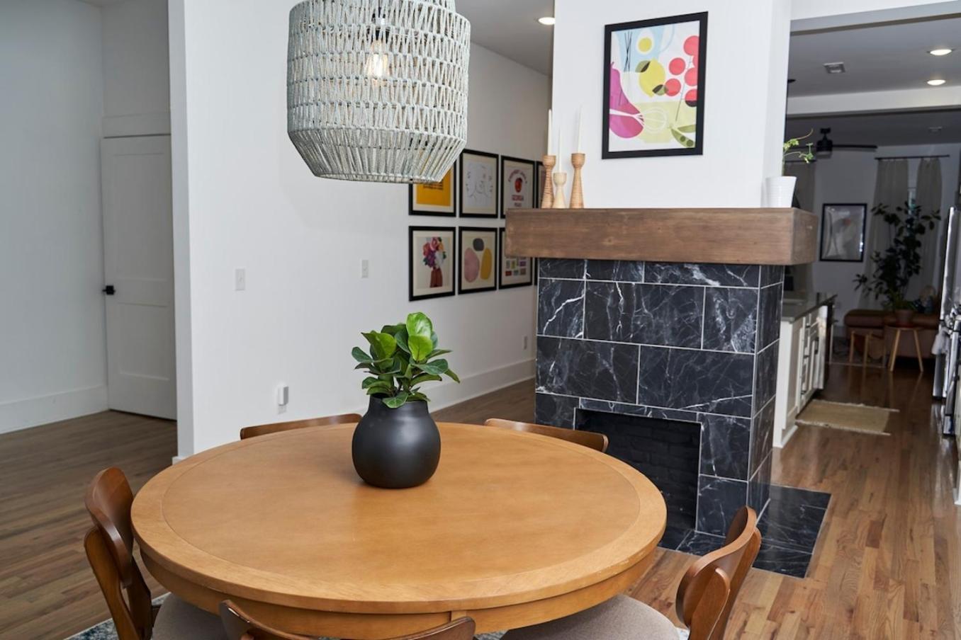 Spacious Retreat Near Downtown, Atl Atlanta Bagian luar foto